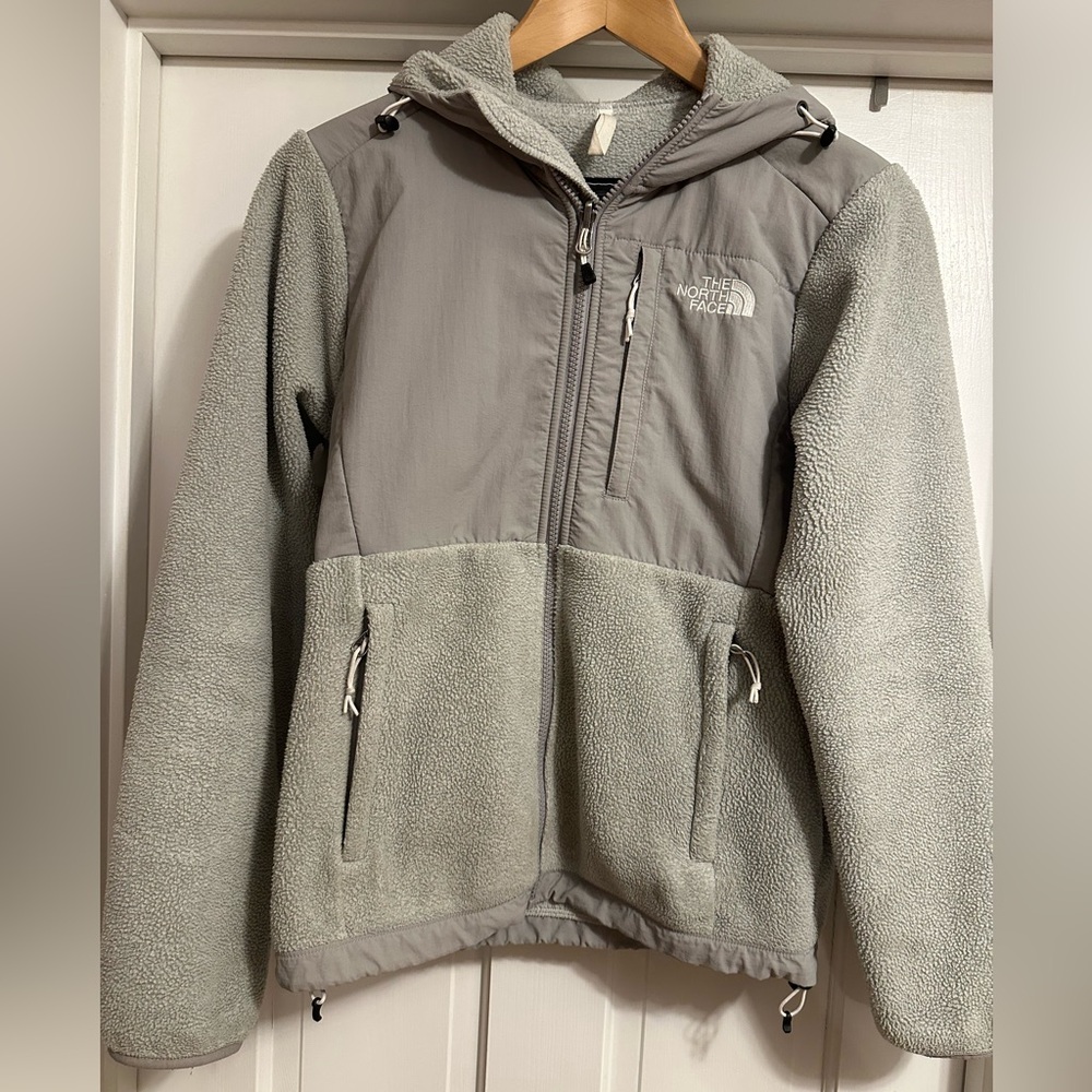 Women’s North Face Jacket